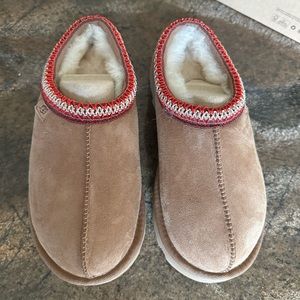 Ugg Tasman Regenerate Size 8